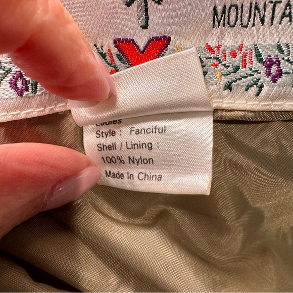 Vintage Obermeyer Fanciful women’s ski jacket beige size 6 full zip hood pockets - Picture 6 of 8